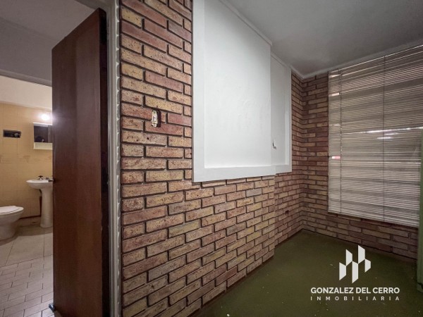 Oficina en PB | Crespo y Salta