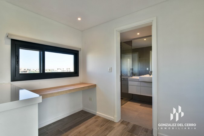 VIDA | Casa 3 dormitorios | 3 baños | piscina