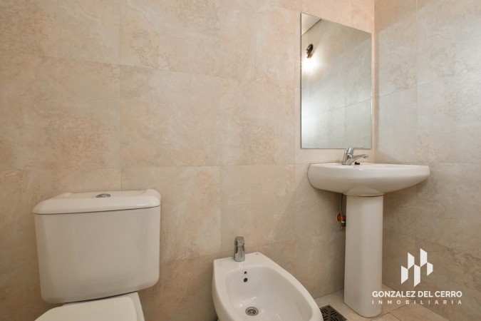 Oficina en Ciudad Ribera | Dock Plaza Estudios Profesionales | Av. Carballo 194