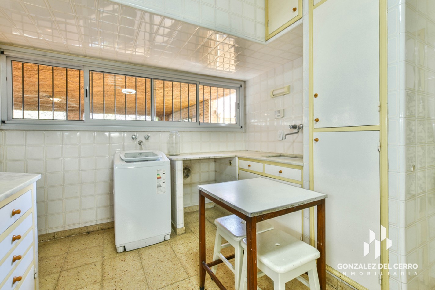 Excelente casa 7 dormitorios en Fisherton