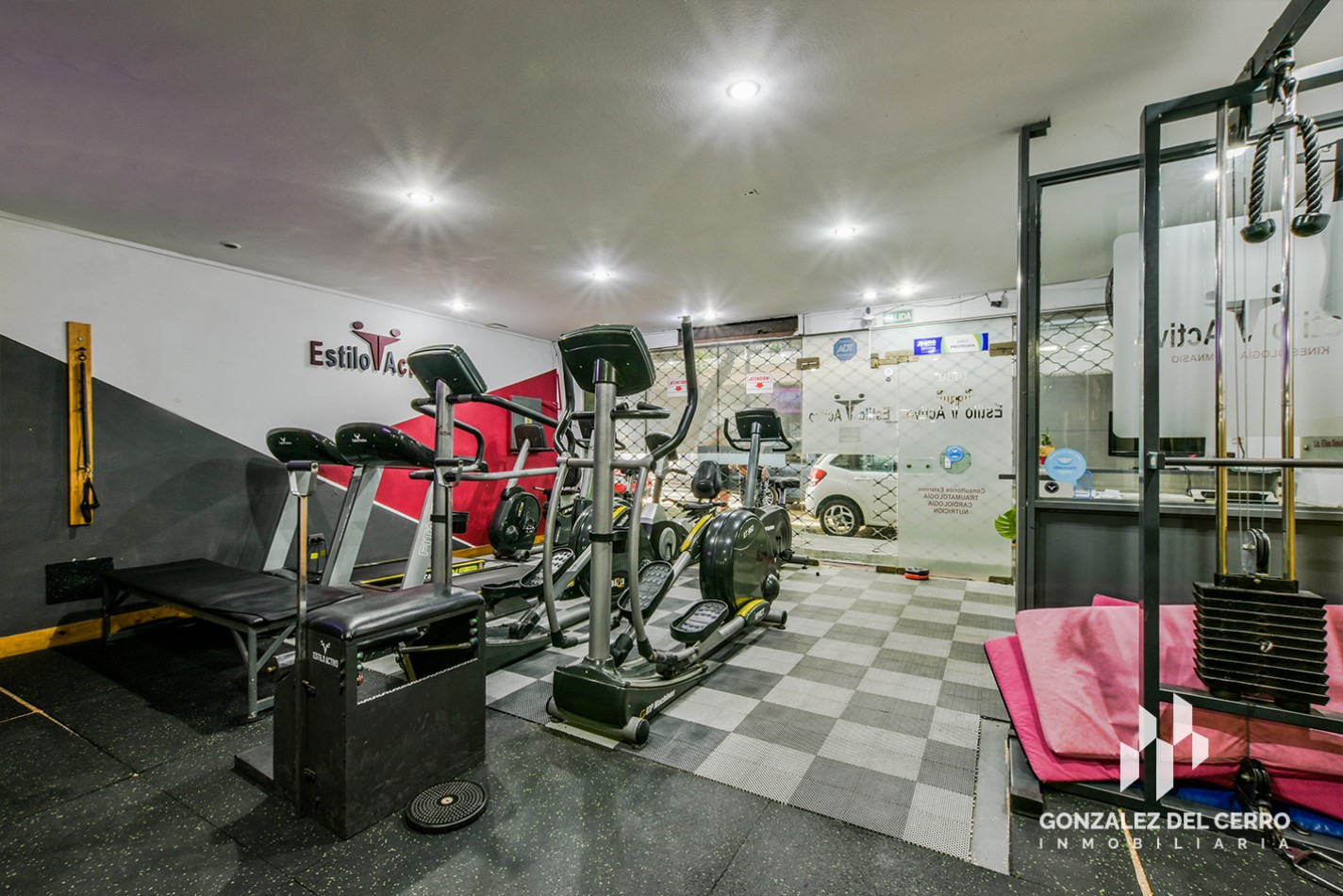 Local comercial Urquiza y Corrientes