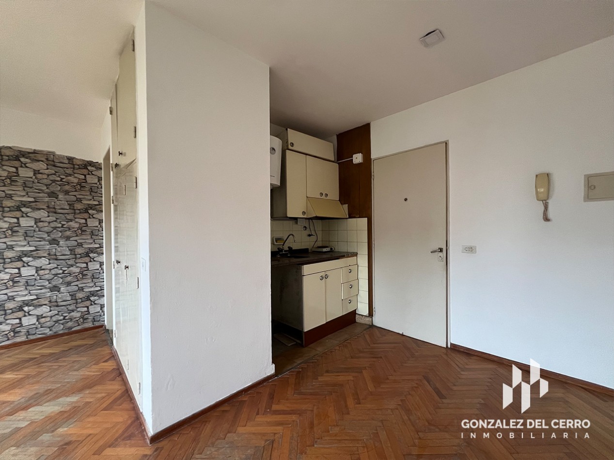 Monoambiente | Colon y 3 de Febrero