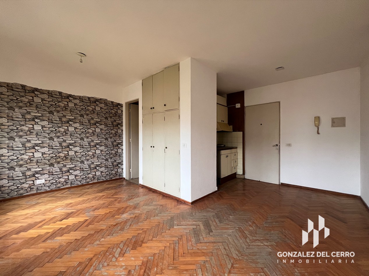 Monoambiente | Colon y 3 de Febrero