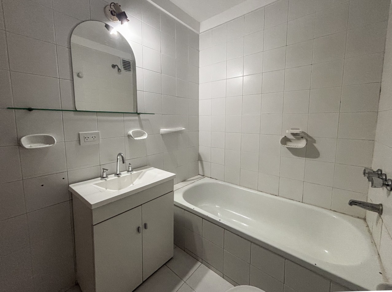 Departamento 1 dormitorio y comodin - Rioja 3103