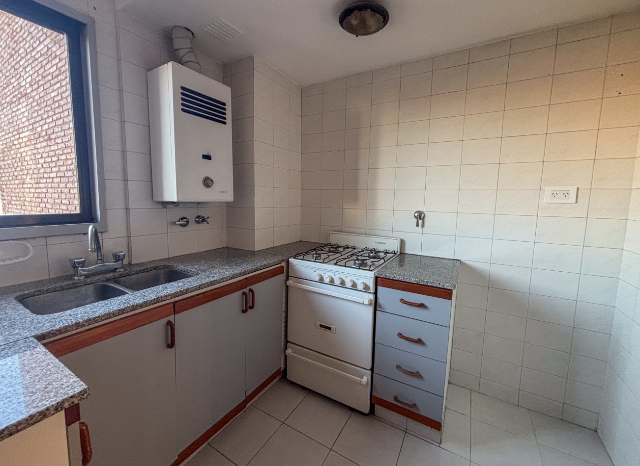 Departamento 1 dormitorio y comodin - Rioja 3103