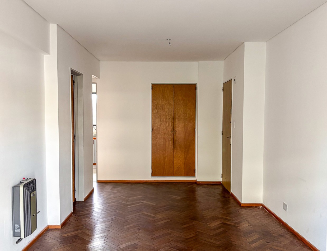 Departamento 1 dormitorio y comodin - Rioja 3103