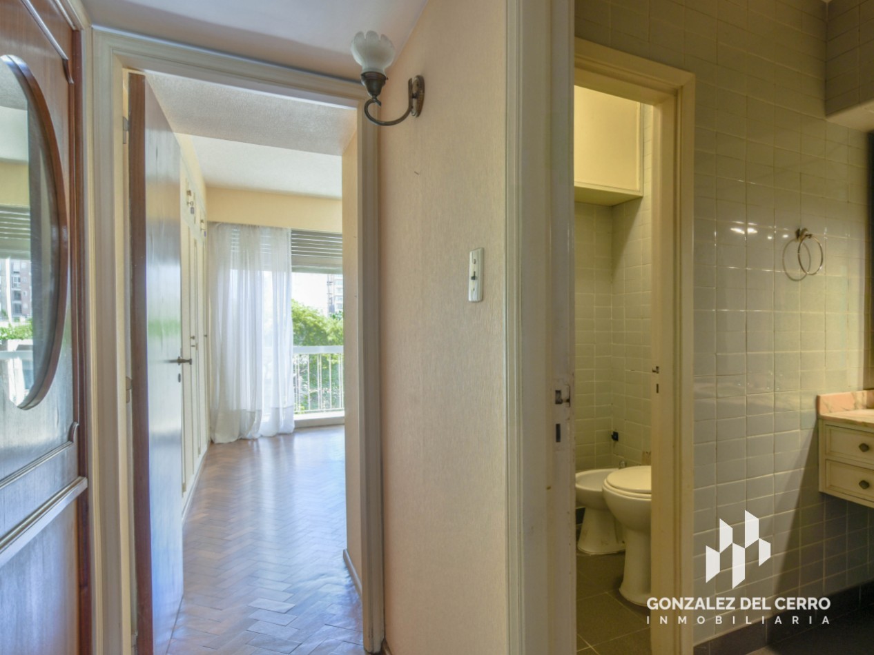 Departamento 2 dormitorios + dependecia de servicio y cochera | Cordoba 2479 