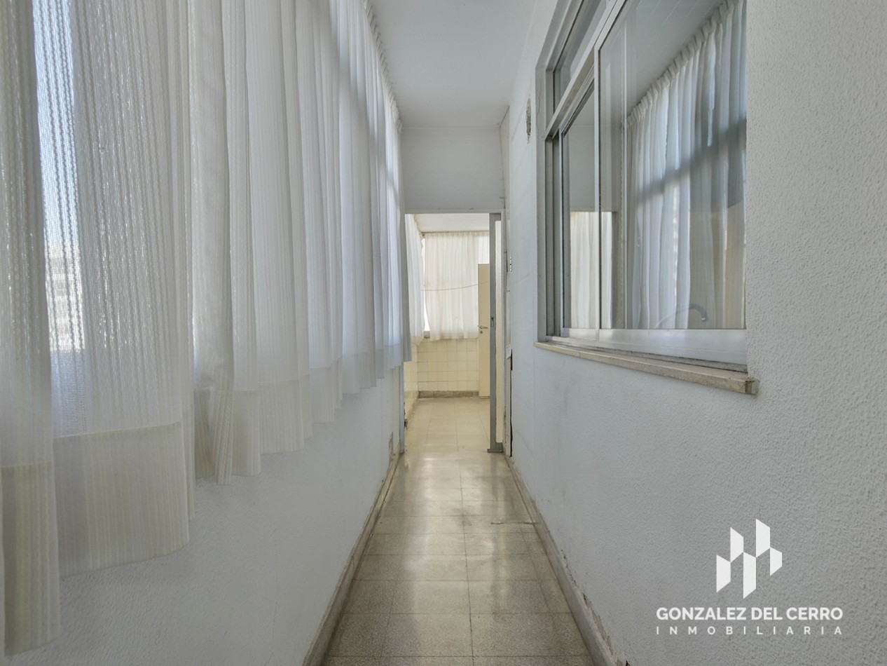 Departamento 2 dormitorios + dependecia de servicio y cochera | Cordoba 2479 