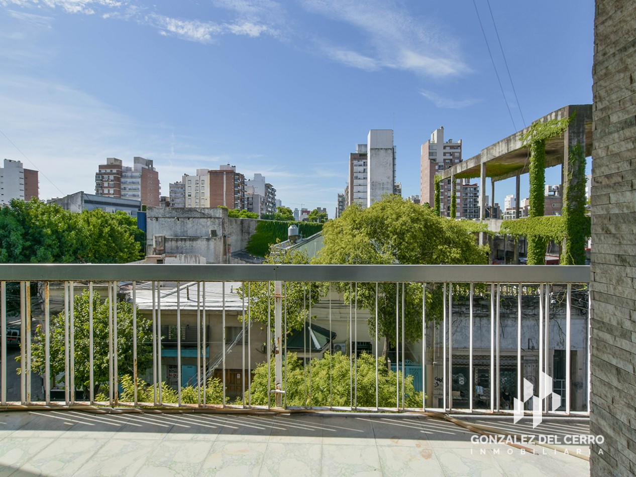 Departamento 2 dormitorios + dependecia de servicio y cochera | Cordoba 2479 