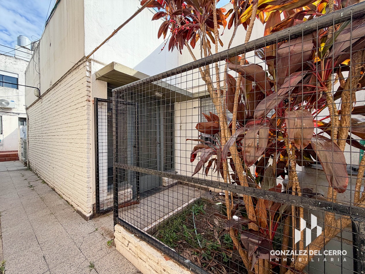 Casa interna 2 dormitorios en Arroyito | Ruben Dario 1241