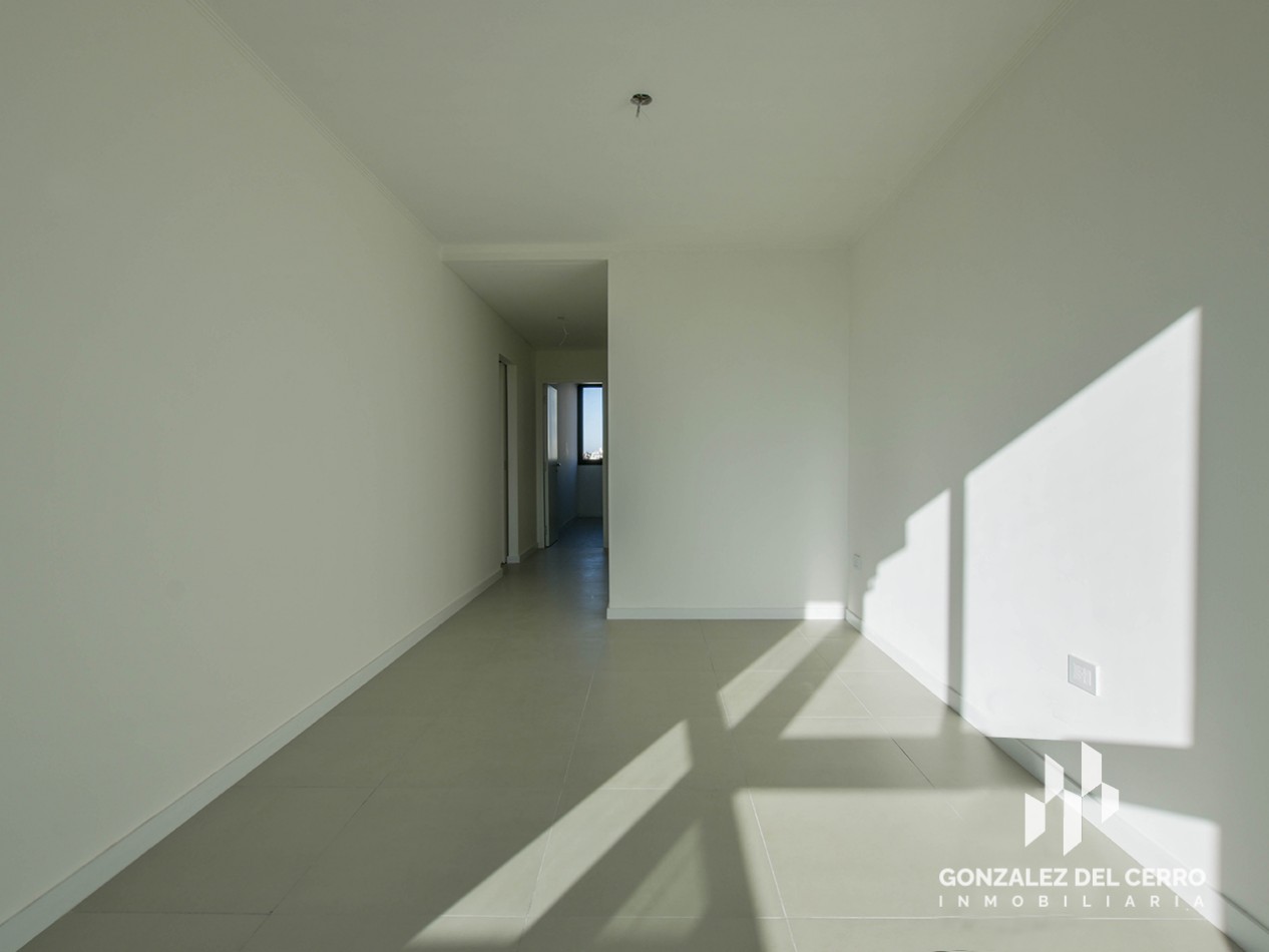 Departamento 2 dormitorios en Santiago y Av. Pellegrini