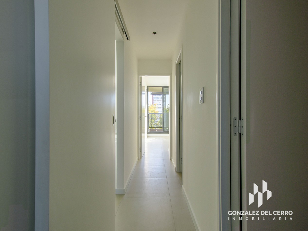 Departamento 2 dormitorios en Santiago y Av. Pellegrini