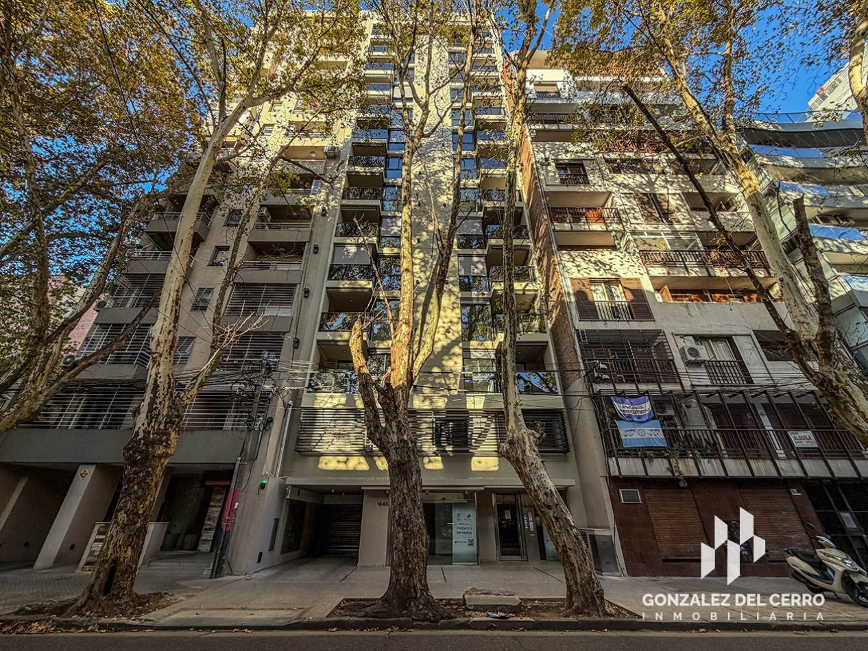 Departamento 2 dormitorios en Santiago y Av. Pellegrini