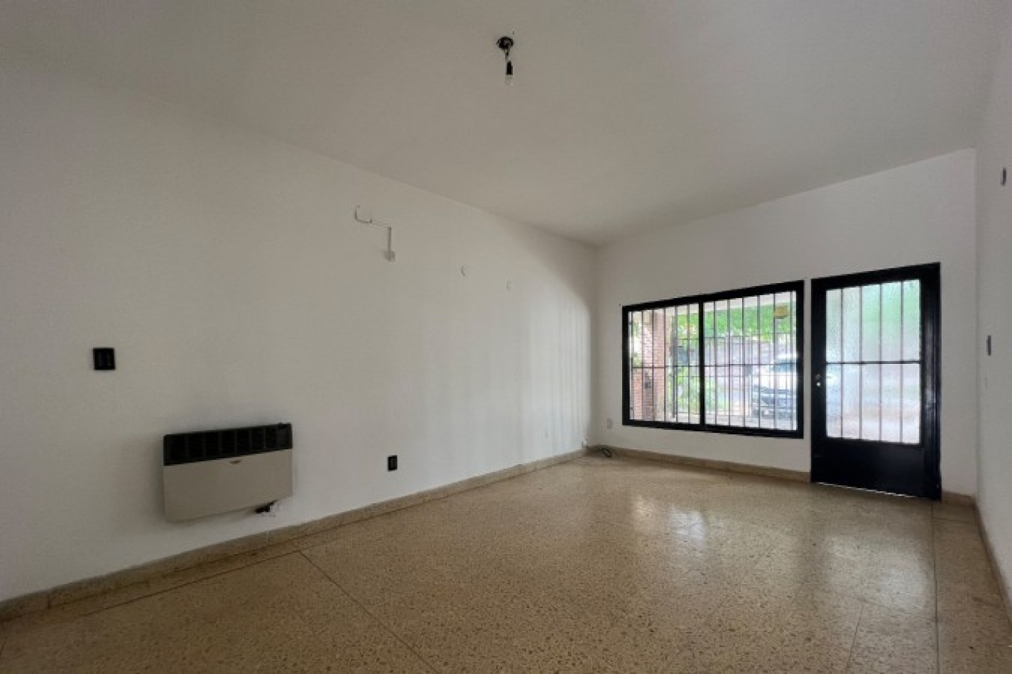 Casa 2 dormitorios en Fisherton | Pasaje Lassaga 618 Bis