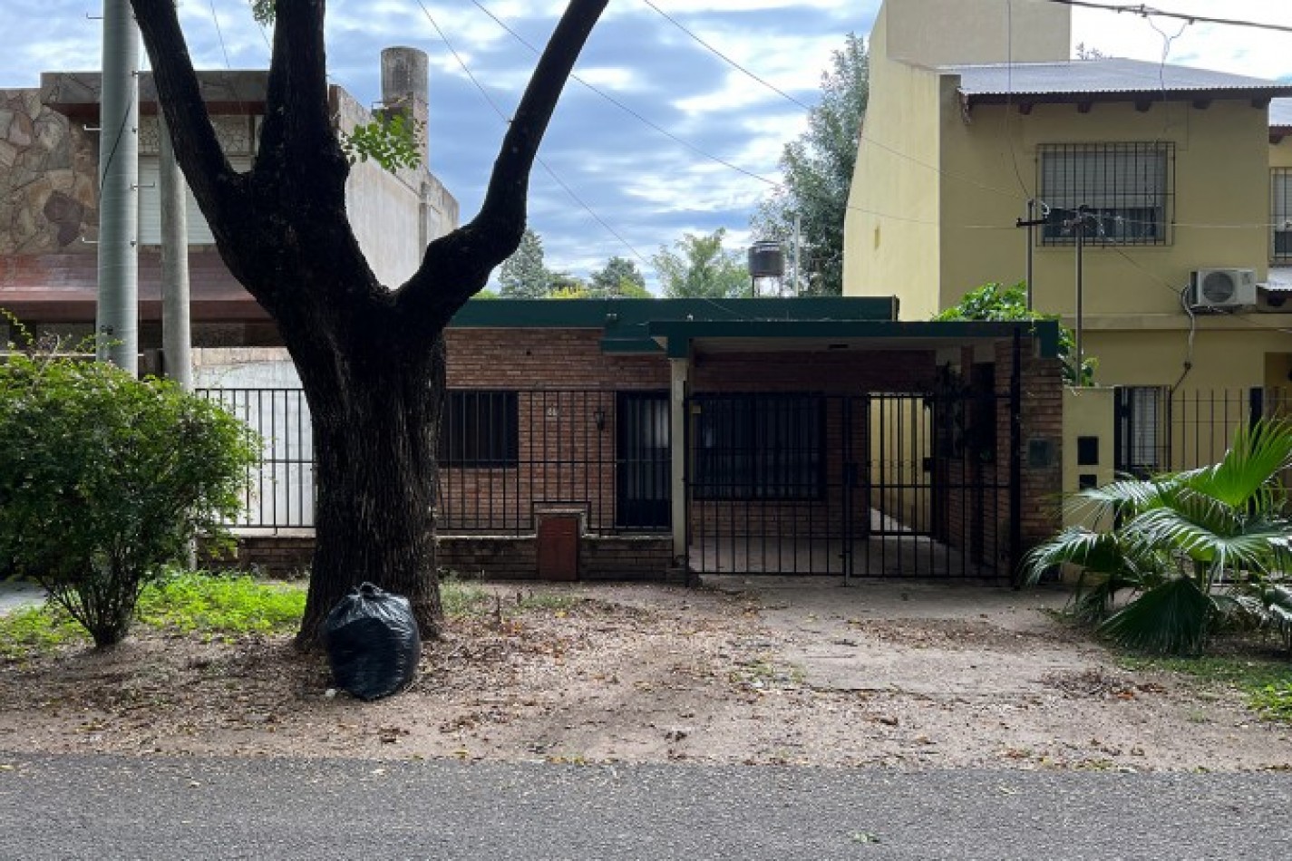 Casa 2 dormitorios en Fisherton | Pasaje Lassaga 618 Bis
