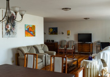 Departamento 4 dormitorios en Santa Fe 1758