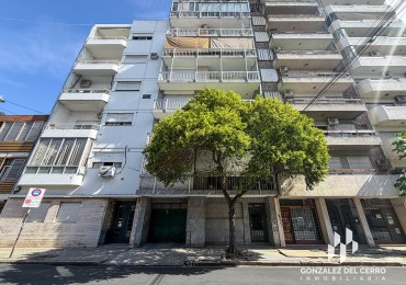 Departamento 2 dormitorios + dependecia de servicio y cochera | Cordoba 2479 
